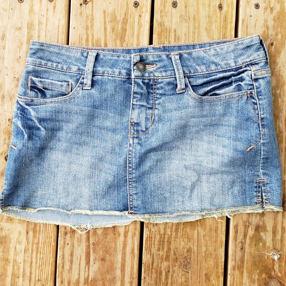 F21 short jean skirt